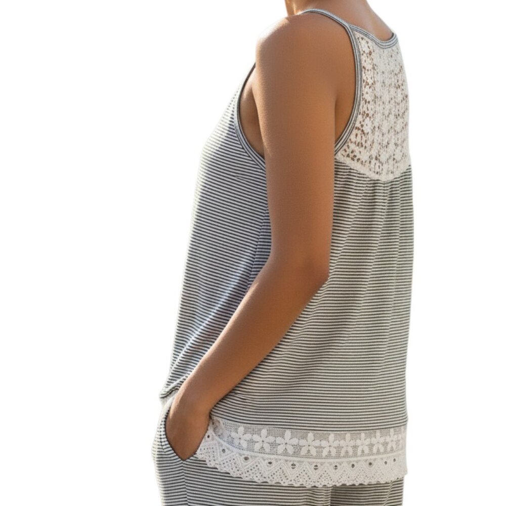 WONDER NATION Black & White Stripe Tank Top with Lace Trim - Size XL (14/16)